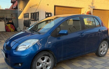 Toyota Yaris III рестайлинг, 2007 год, 550 000 рублей, 5 фотография