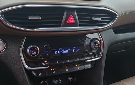 Hyundai Santa Fe IV, 2018 год, 2 750 000 рублей, 21 фотография