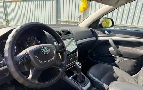 Skoda Octavia, 2009 год, 745 000 рублей, 2 фотография