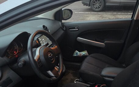 Mazda 2 III, 2011 год, 650 000 рублей, 6 фотография