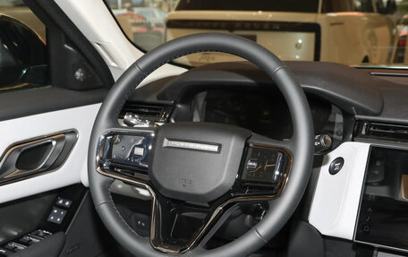 Land Rover Range Rover Velar I, 2025 год, 8 736 000 рублей, 2 фотография