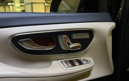 Mercedes-Benz V-Класс, 2018 год, 8 200 000 рублей, 6 фотография