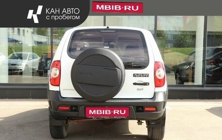 Chevrolet Niva I рестайлинг, 2015 год, 425 342 рублей, 4 фотография