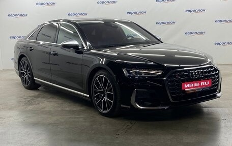 Audi S8, 2023 год, 17 214 750 рублей, 2 фотография