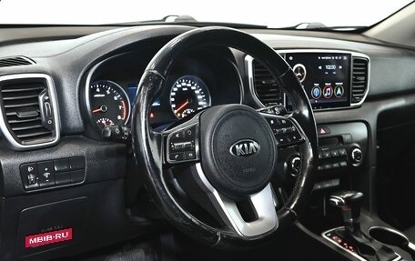 KIA Sportage IV рестайлинг, 2018 год, 2 250 000 рублей, 15 фотография