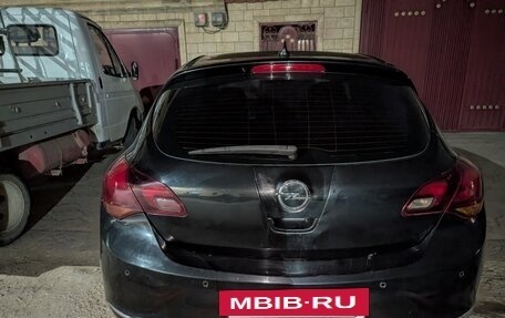 Opel Astra J, 2012 год, 650 000 рублей, 2 фотография