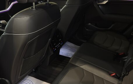 Volkswagen Touareg III, 2019 год, 7 350 000 рублей, 21 фотография