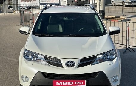 Toyota RAV4, 2014 год, 1 997 000 рублей, 7 фотография