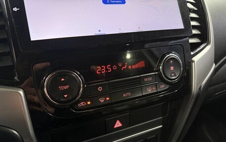 Mitsubishi L200 IV рестайлинг, 2022 год, 3 399 000 рублей, 15 фотография