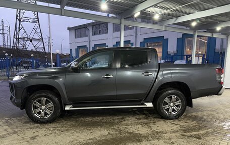 Mitsubishi L200 IV рестайлинг, 2022 год, 3 399 000 рублей, 2 фотография