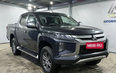 Mitsubishi L200 IV рестайлинг, 2022 год, 3 399 000 рублей, 7 фотография