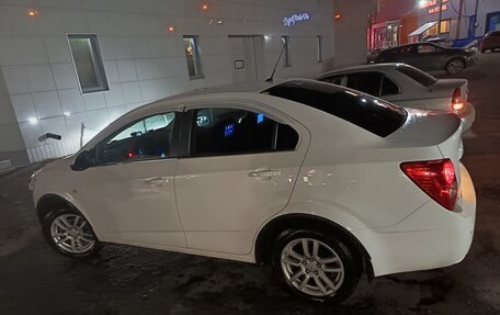 Chevrolet Aveo III, 2012 год, 1 000 000 рублей, 3 фотография