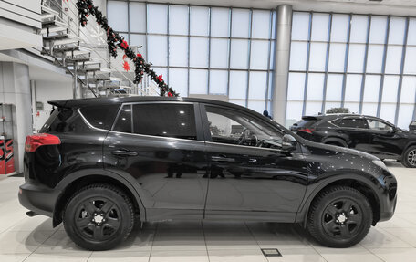 Toyota RAV4, 2015 год, 1 750 000 рублей, 8 фотография