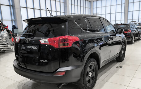 Toyota RAV4, 2015 год, 1 750 000 рублей, 9 фотография