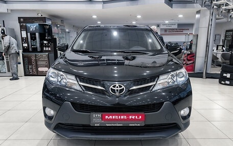 Toyota RAV4, 2015 год, 1 750 000 рублей, 6 фотография