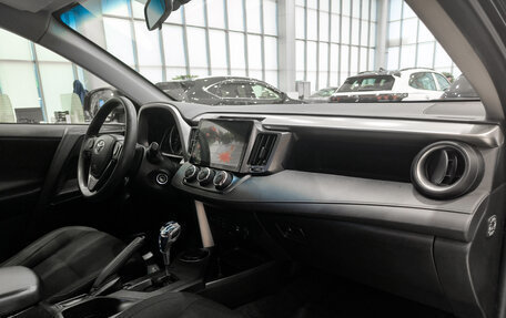 Toyota RAV4, 2015 год, 1 750 000 рублей, 15 фотография