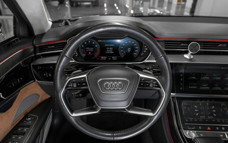 Audi A8, 2018 год, 4 700 000 рублей, 10 фотография