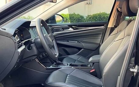 Volkswagen Passat B8 рестайлинг, 2022 год, 1 660 000 рублей, 6 фотография