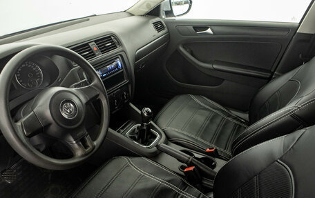 Volkswagen Jetta VI, 2013 год, 899 000 рублей, 9 фотография