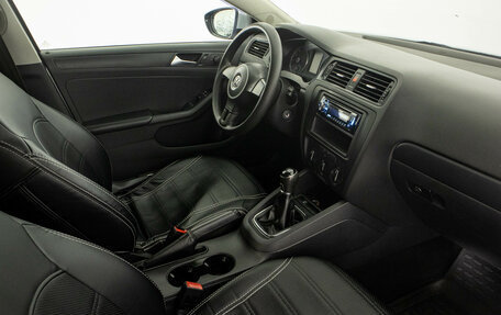 Volkswagen Jetta VI, 2013 год, 899 000 рублей, 12 фотография