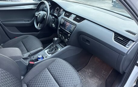 Skoda Octavia, 2018 год, 2 100 000 рублей, 14 фотография