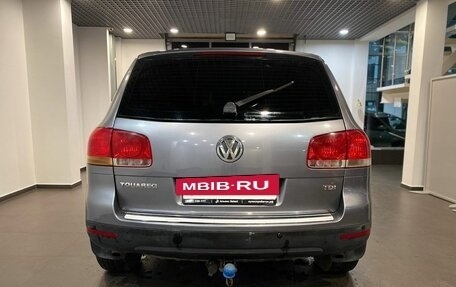 Volkswagen Touareg III, 2004 год, 620 000 рублей, 4 фотография