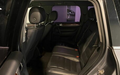 Volkswagen Touareg III, 2004 год, 620 000 рублей, 25 фотография