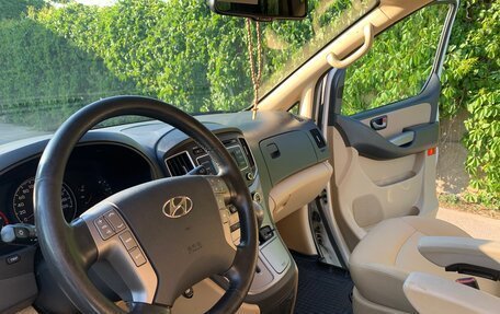 Hyundai H-1 II рестайлинг, 2018 год, 3 100 000 рублей, 11 фотография