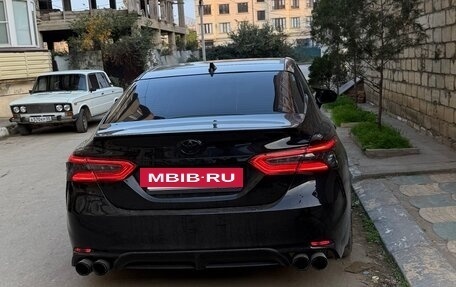 Toyota Camry, 2020 год, 2 400 000 рублей, 3 фотография