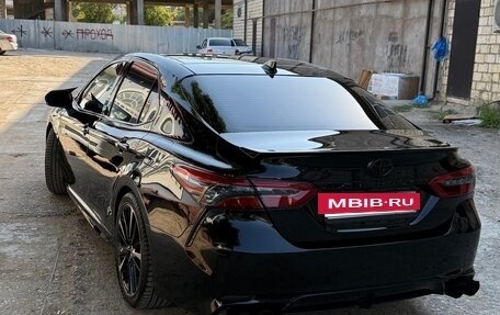 Toyota Camry, 2020 год, 2 400 000 рублей, 7 фотография