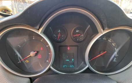 Chevrolet Cruze II, 2011 год, 630 000 рублей, 7 фотография