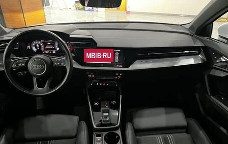 Audi A3, 2022 год, 2 340 000 рублей, 7 фотография