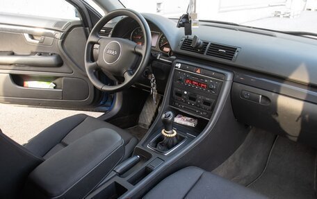 Audi A4, 2003 год, 800 000 рублей, 12 фотография