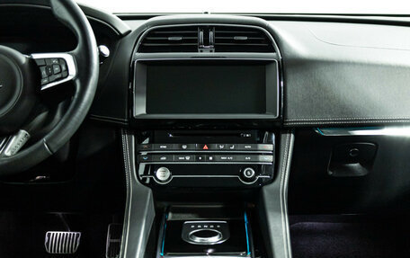 Jaguar F-Pace, 2019 год, 2 599 700 рублей, 14 фотография