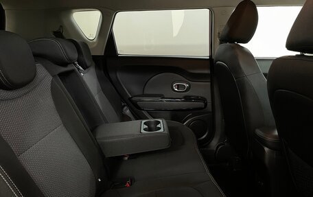 KIA Soul II рестайлинг, 2018 год, 1 800 000 рублей, 14 фотография