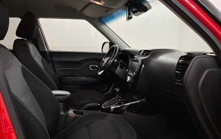 KIA Soul II рестайлинг, 2018 год, 1 800 000 рублей, 13 фотография