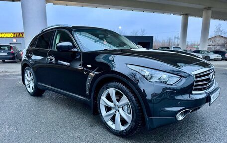 Infiniti QX70, 2017 год, 2 970 000 рублей, 7 фотография