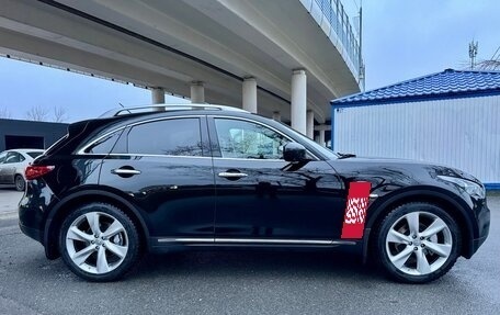 Infiniti QX70, 2017 год, 2 970 000 рублей, 11 фотография