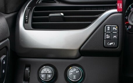 Chevrolet Tahoe IV, 2016 год, 3 675 000 рублей, 16 фотография