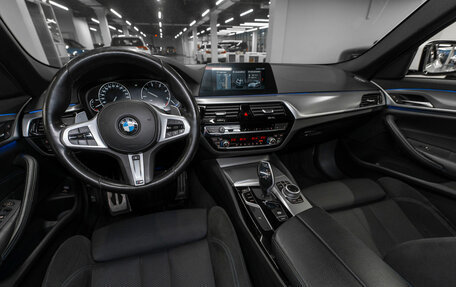 BMW 5 серия, 2019 год, 3 850 000 рублей, 7 фотография