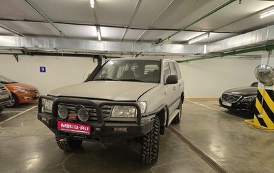 Toyota Land Cruiser 100 рестайлинг 2, 2003 год, 3 200 000 рублей, 1 фотография