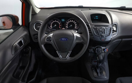 Ford Fiesta, 2016 год, 855 000 рублей, 10 фотография