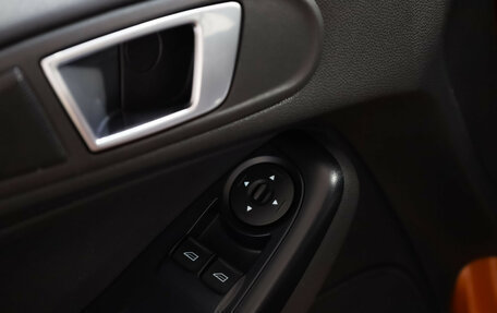 Ford Fiesta, 2016 год, 855 000 рублей, 12 фотография