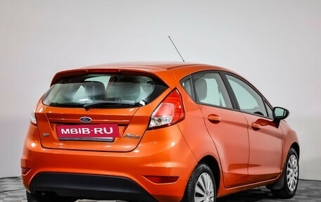 Ford Fiesta, 2016 год, 855 000 рублей, 5 фотография