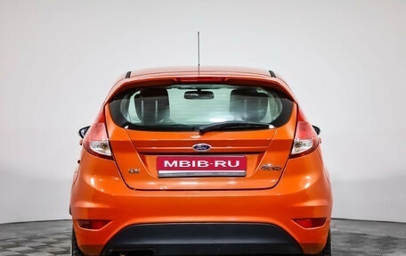 Ford Fiesta, 2016 год, 855 000 рублей, 6 фотография