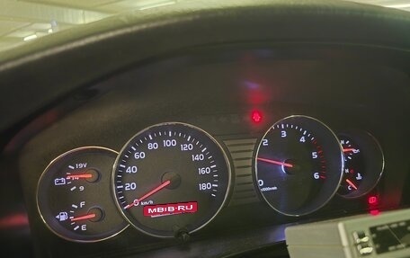 Toyota Land Cruiser 100 рестайлинг 2, 2003 год, 3 200 000 рублей, 9 фотография