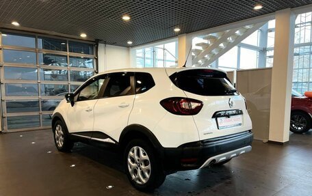 Renault Kaptur I рестайлинг, 2016 год, 1 180 000 рублей, 5 фотография