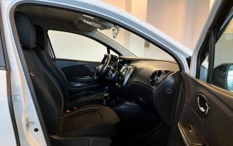 Renault Kaptur I рестайлинг, 2016 год, 1 180 000 рублей, 28 фотография