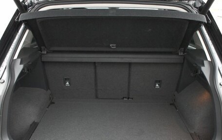 Volkswagen Tiguan II, 2019 год, 2 300 000 рублей, 7 фотография