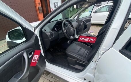 Renault Duster I рестайлинг, 2017 год, 1 400 000 рублей, 3 фотография